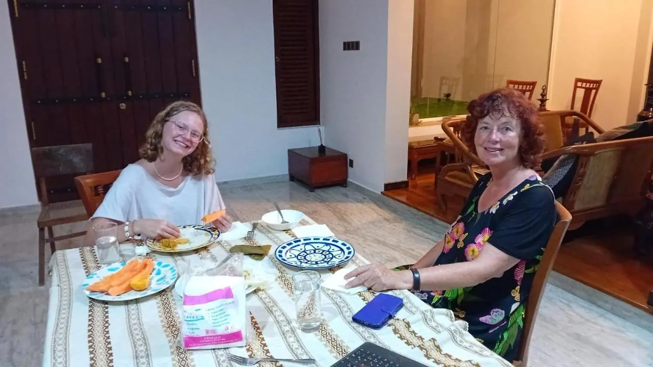 Homestay Sambuddhaloka Buddhist Monastery Apartment Minuwangoda